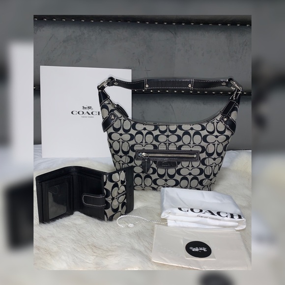 Coach Vintage Shoulder Bag and Wallet